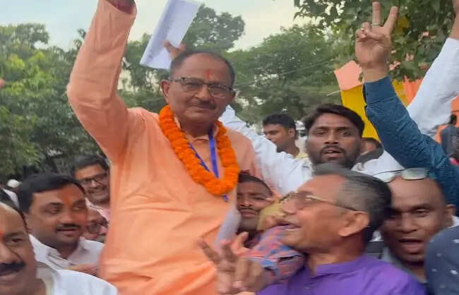 बिहार विधान परिषद की आठ सीटों पर मतगणना जारी, तिरहुत से भाजपा के नरेन्द्र सिंह जीते, पटना में कांटे की टक्कर