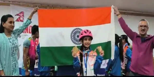 नेपाल इंटरनेशनल चैंपियनशिप में बांदा की बेटी शार्वी का जलवा, दो स्वर्ण पदक जीतकर बढ़ाया देश का मान