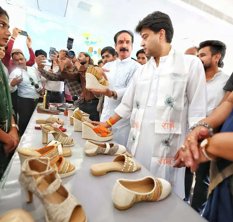 देश के भविष्य के निर्माण में महत्वपूर्ण भूमिका निभा सकते हैं भारत के युवा : ज्योतिरादित्य सिंधिया