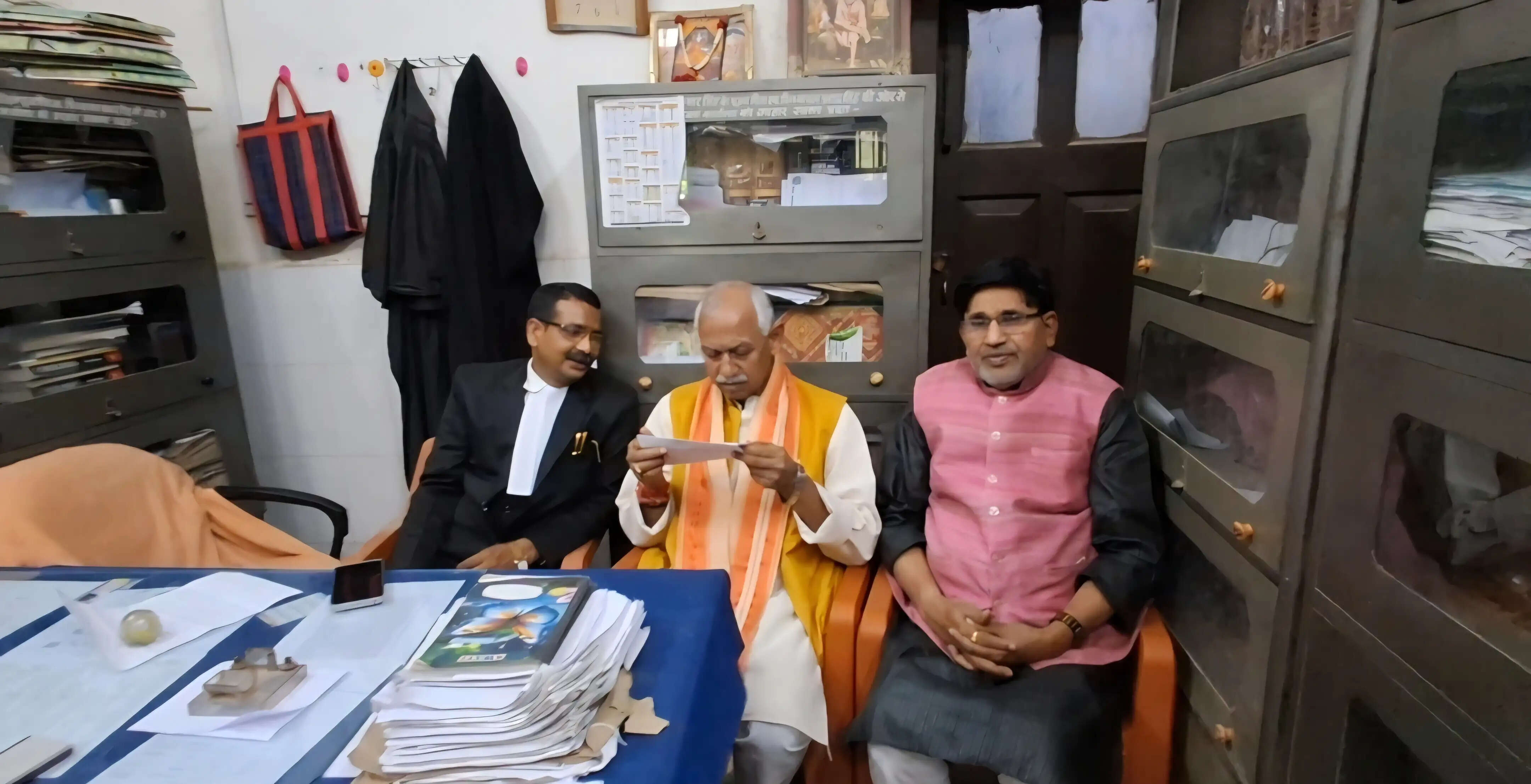 बारह साल पुराने मामले में सांसद सिग्रीवाल और विधायक जनक सिंह कोर्ट में हुए पेश