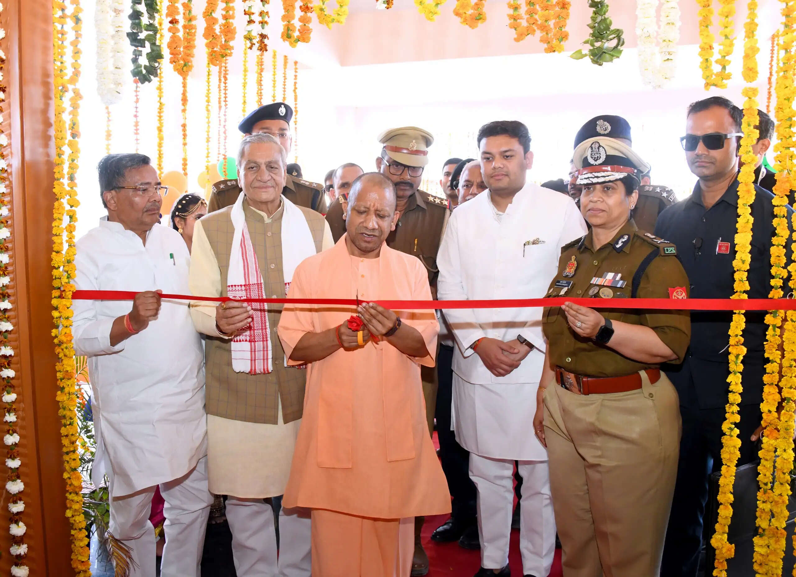 वृंदावन में खुला हाईटेक पर्यटन थाना, सीएम योगी ने किया उद्घाटन