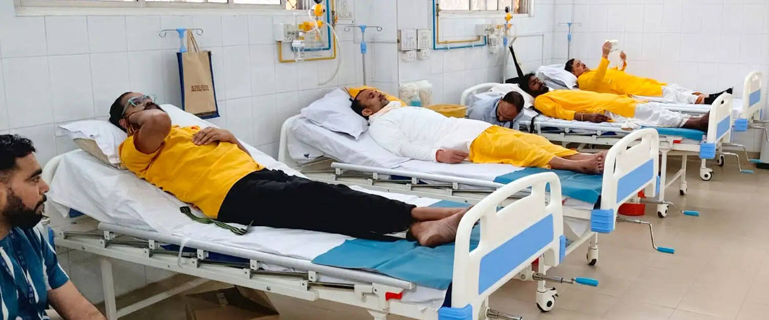 शांतिकुंज साधकों का रक्तदान, जरूरतमंदों को मिलेगा जीवनदान