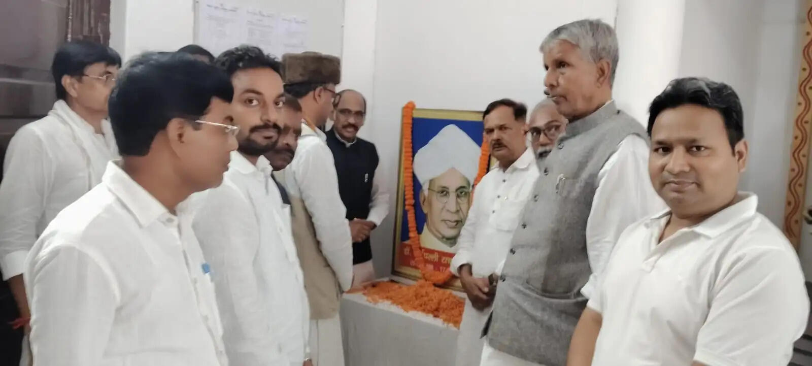 शिक्षक समाज के निर्माण और राष्ट्र के भविष्य को दिशा देने में महत्वपूर्ण भूमिका निभाते हैं : कपिलदेव प्रसाद यादव