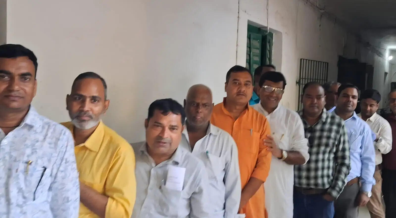 सारण शिक्षक निर्वाचन में सभी 20 मतदान केंद्रों पर शांतिपूर्ण मतदान संपन्न, 86.85% हुआ मतदान