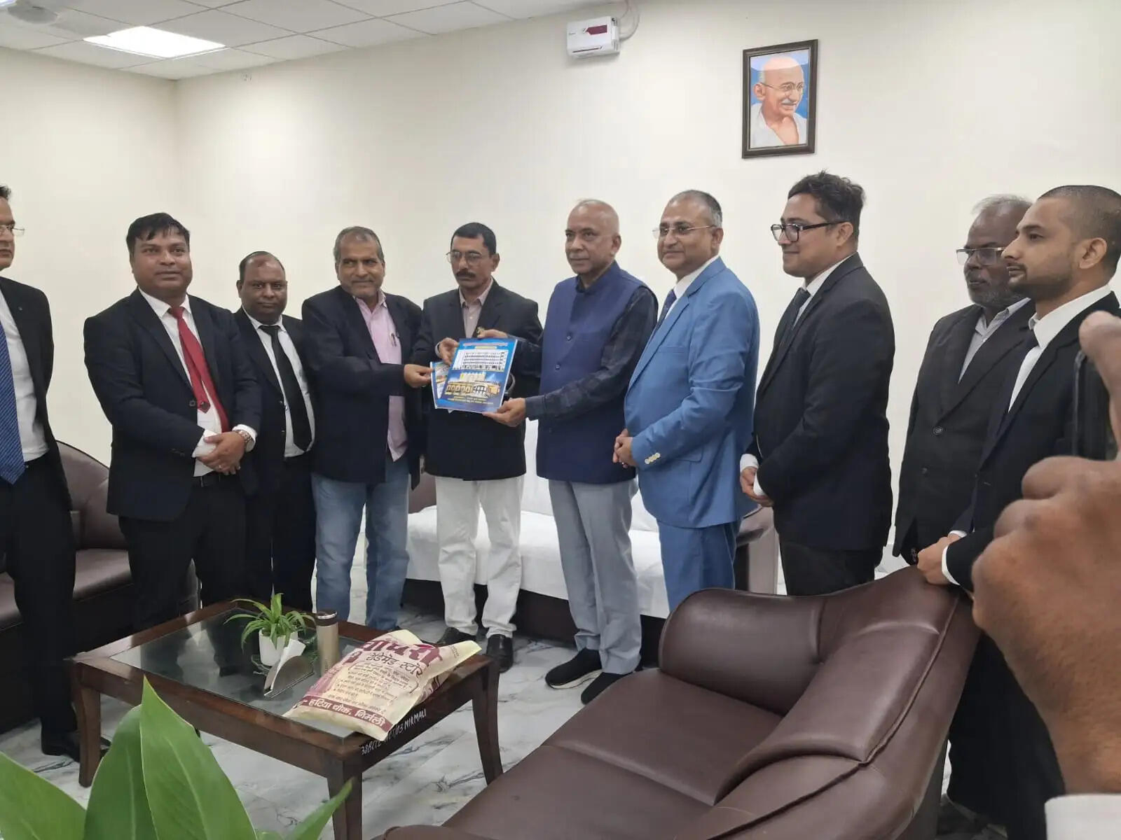 सुपौल और निर्मली व्यवहार न्यायालय पहुंचने पर न्यायमूर्ति राजीव राय का स्वागत