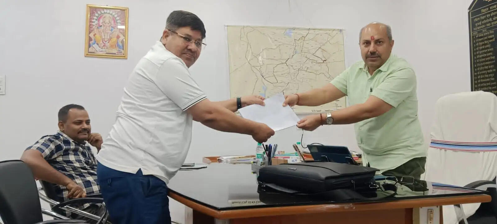 45 वर्ष से अधिक आयु के मानव दिवस कर्मियों को हटाने की प्रक्रिया पर फिलहाल रोक : अजय राय