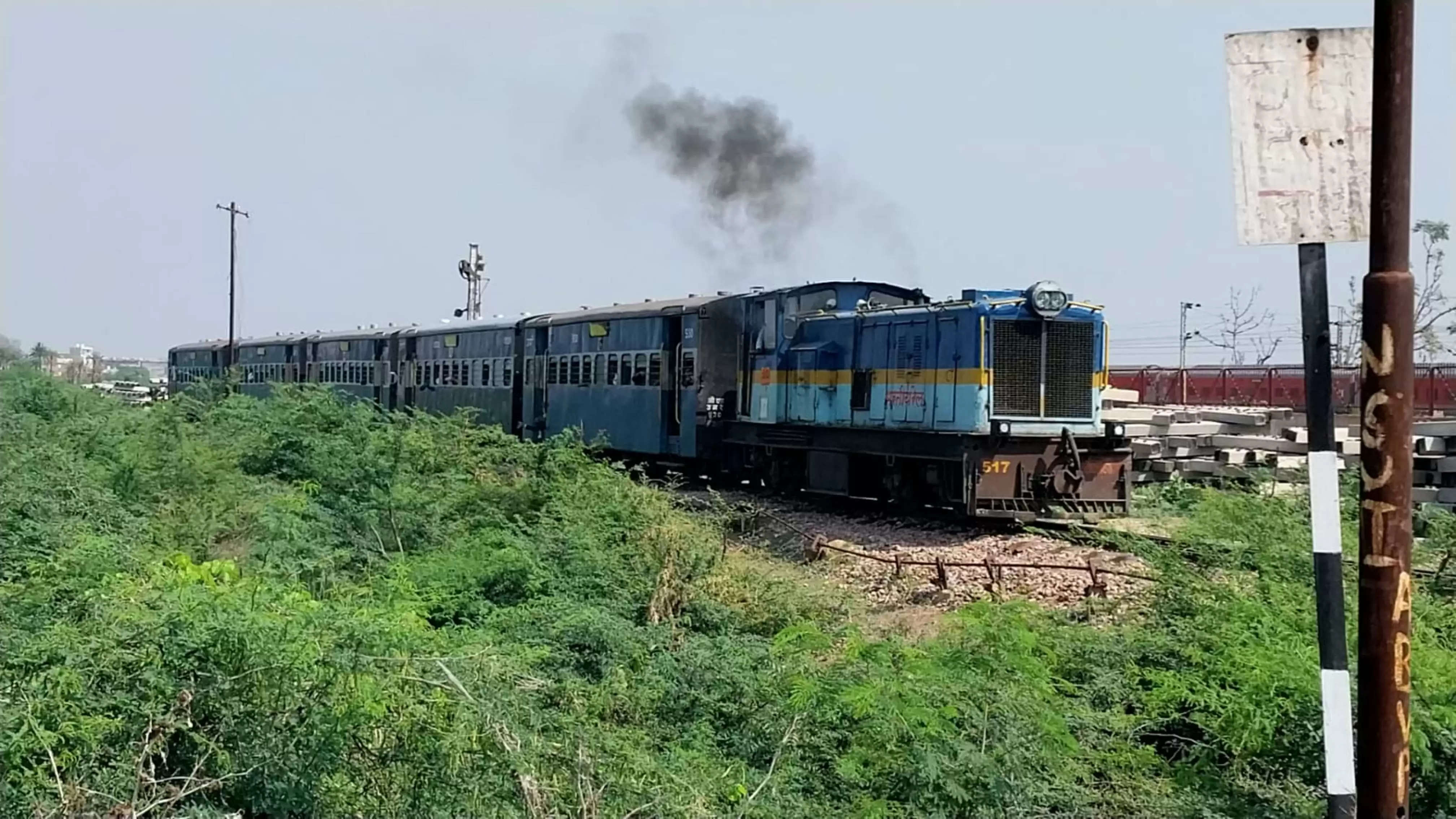 धौलपुर-करौली-गंगापुर रेल परियोजना के पहिए थमे!