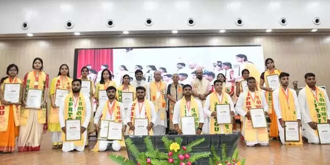 उच्च शिक्षा के लक्ष्य की प्राप्ति में मुक्त विवि की भूमिका महत्वपूर्ण : राज्यपाल