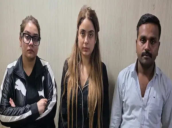 शिवा शर्मा हत्याकांड में मुख्य आरोपित श्रद्धा दुबे समेत तीनाें काे काेर्ट ने ट्रांजिड रिमांड पर भेजा, नागपुर से लखनऊ ला रही पुलिस टीम
