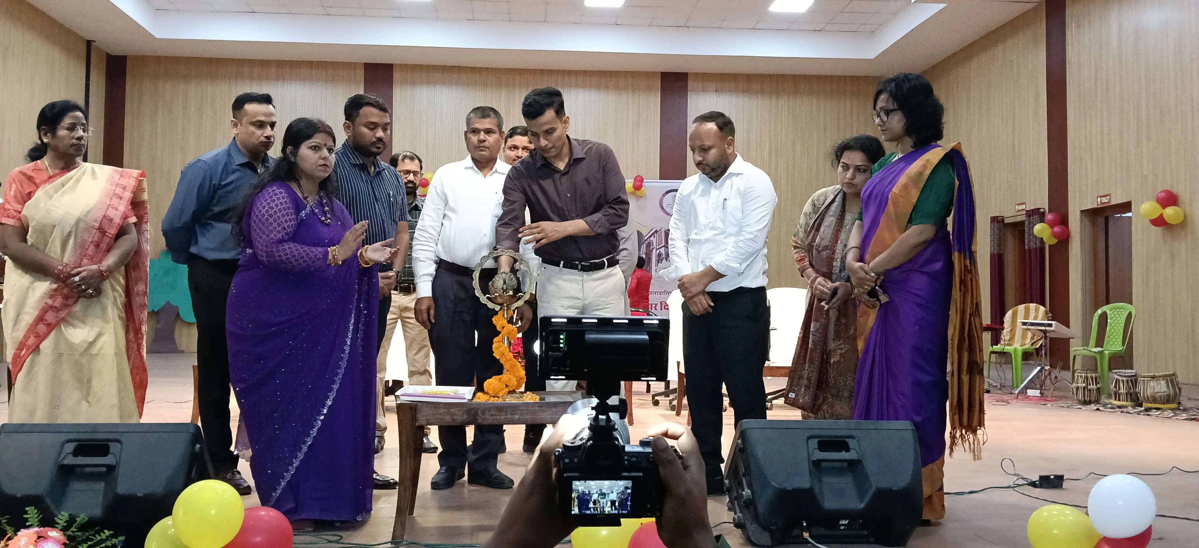 बिहार दिवस पर छपरा में दिव्यांग खिलाड़ियों ने लिया खेल प्रतियोगिता में हिस्सा&nbsp;