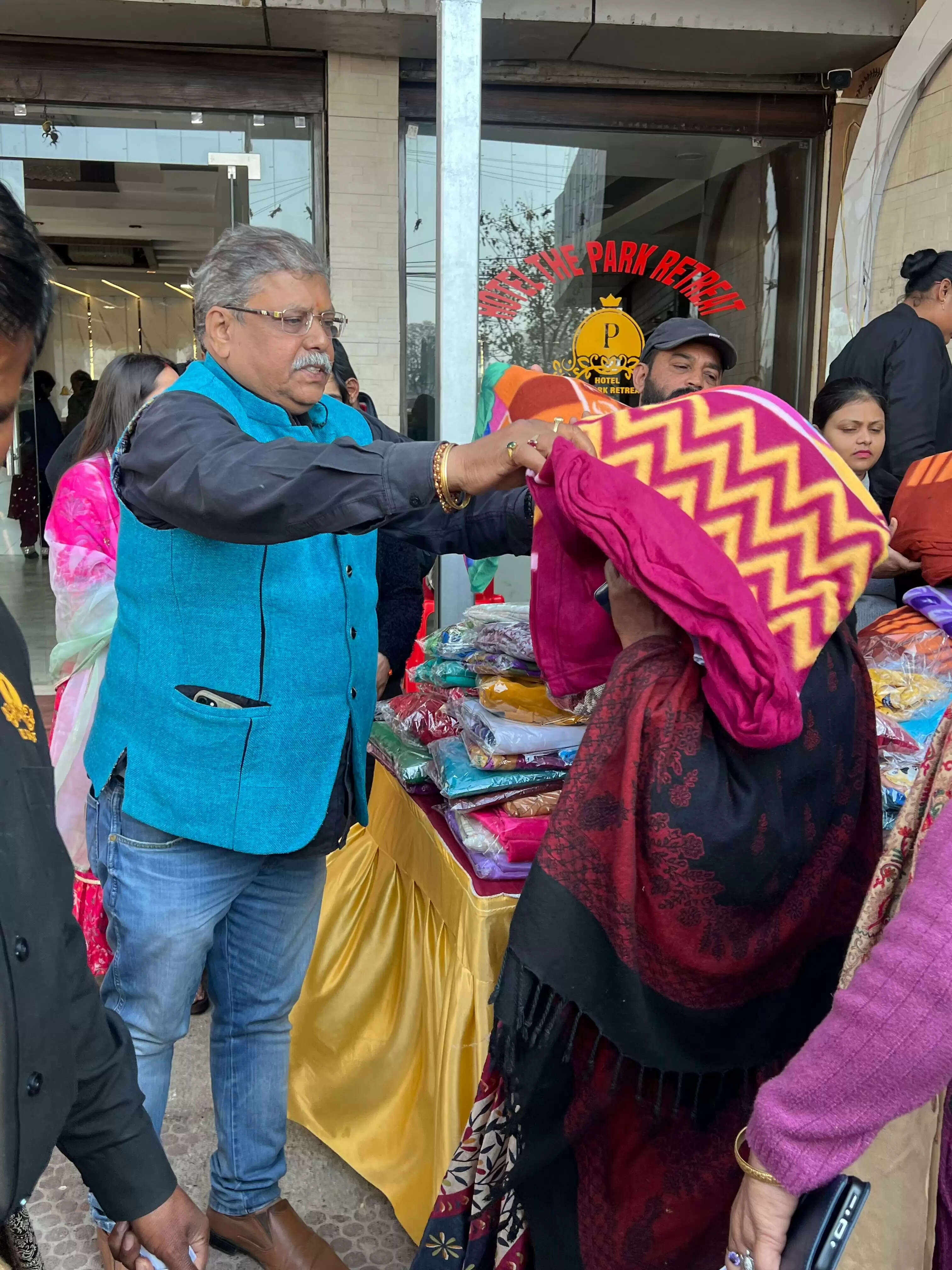 रांची में जरूरतमंदों के बीच कंबल और गर्म कपड़ों का वितरण