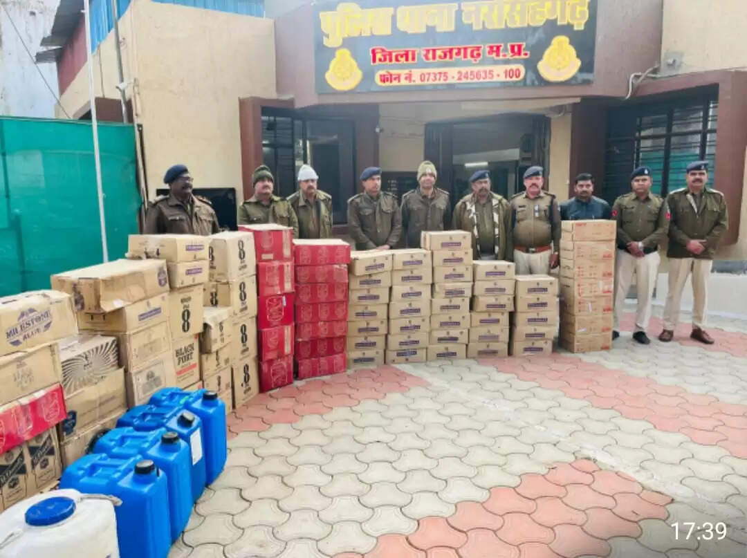 राजगढ़ःकंजर डेरा से 905 लीटर अवैध शराब जब्त,मौके से फरार आठ पर केस दर्ज