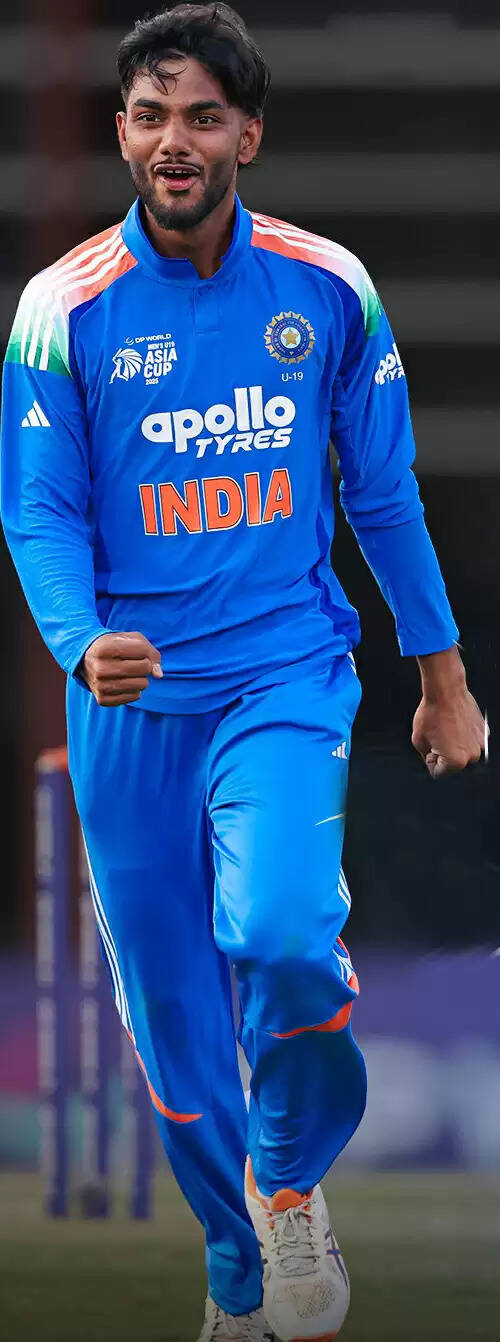 सिरसा: आईपीएल में खेलेंगे शाह सतनाम जी क्रिकेट एकेडमी के खिलाड़ी कनिष्क चौहान