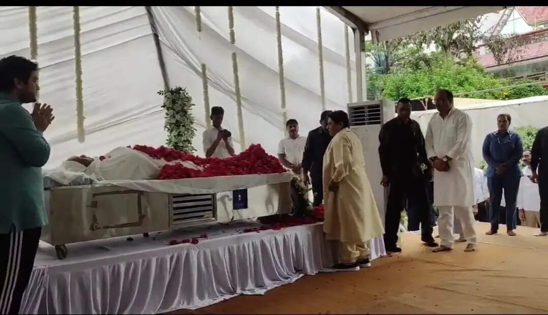 सगी बहन मानते थे उमाशंकर, कभी नहीं दिया धाेखा : मायावती