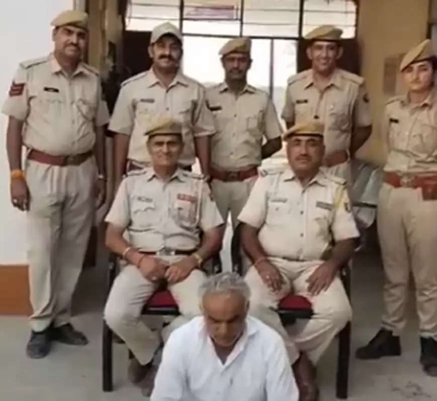 उन्नीस किलो डोडा पोस्त और नकदी के साथ तस्कर को नाकाबंदी के दौरान पुलिस ने पकड़ा