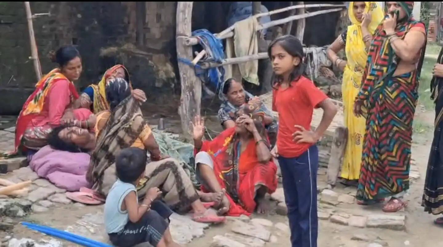 हाई टेंशन लाइन की चपेट में आने से युवक की मौत