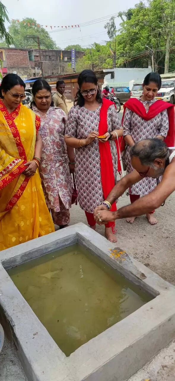 मारवाड़ी महिला समिति ने किया मवेशी पनसाला का शुभारंभ