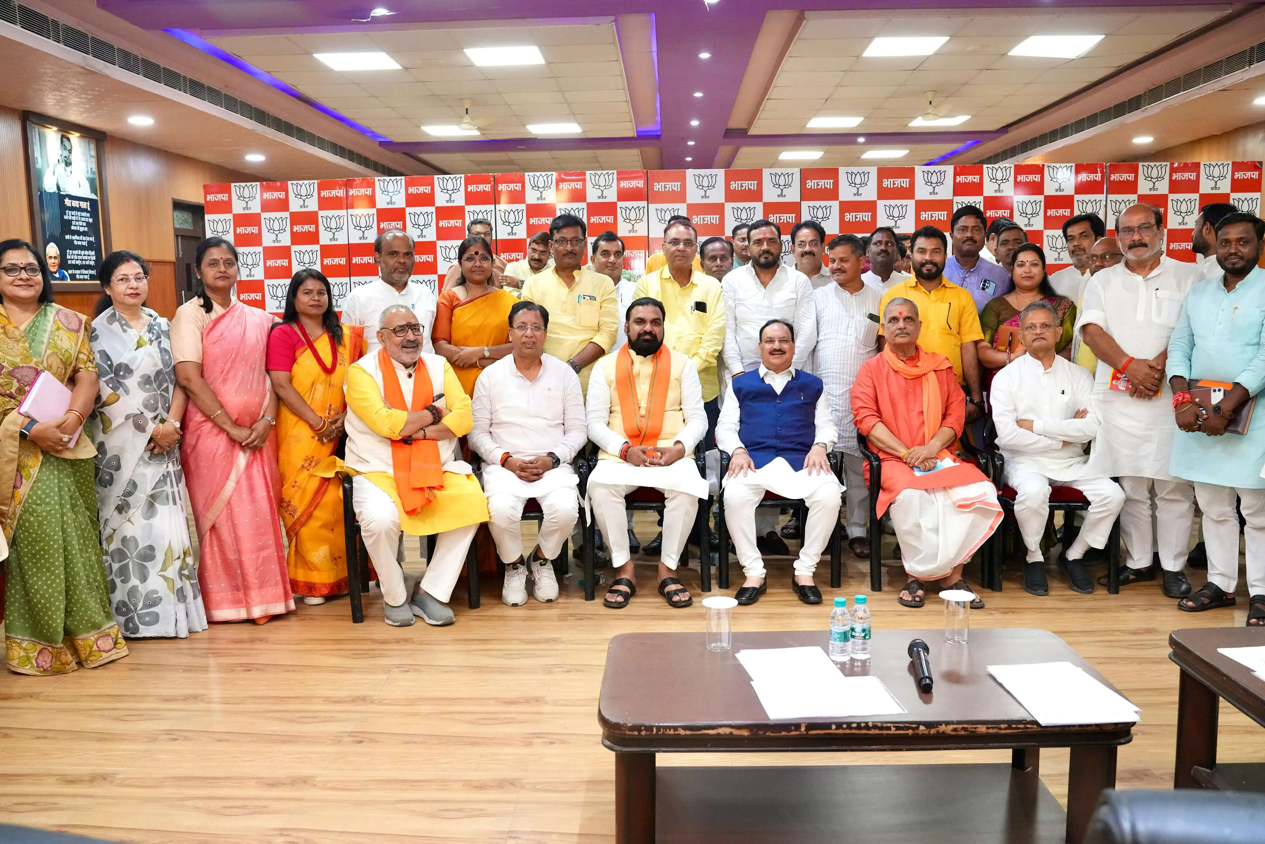 जेपी नड्डा का नवनियुक्त पदाधिकारियों से भाजपा को बूथ स्तर तक और मजबूत बनाने का आह्वान