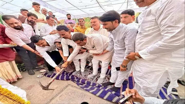 इंदौरः सांवेर को मिली सड़क विकास की सौगात, मंत्री सिलावट ने किया भूमि पूजन