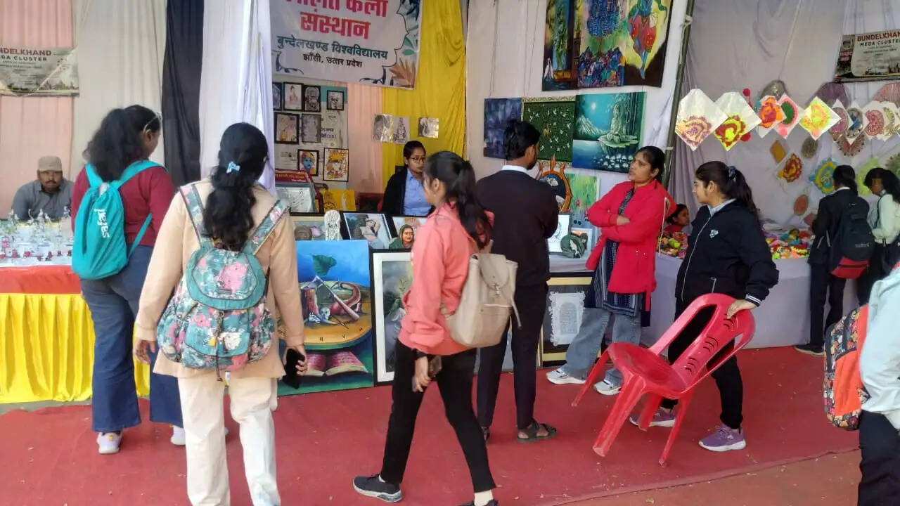 हस्तशिल्प मेला : मूंज और जूट के उत्पाद सर्वाधिक बिके