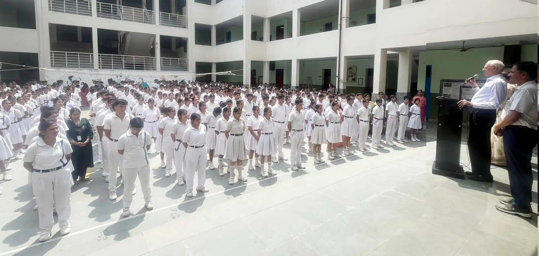 गुरुग्राम:स्कूल में बच्चों को दी ऑपरेशन सिंदूर की जानकारी