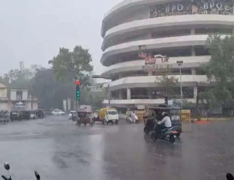 छत्तीसगढ़ में झमाझम बारिश, पांच दिन आंधी-तूफान का अलर्ट