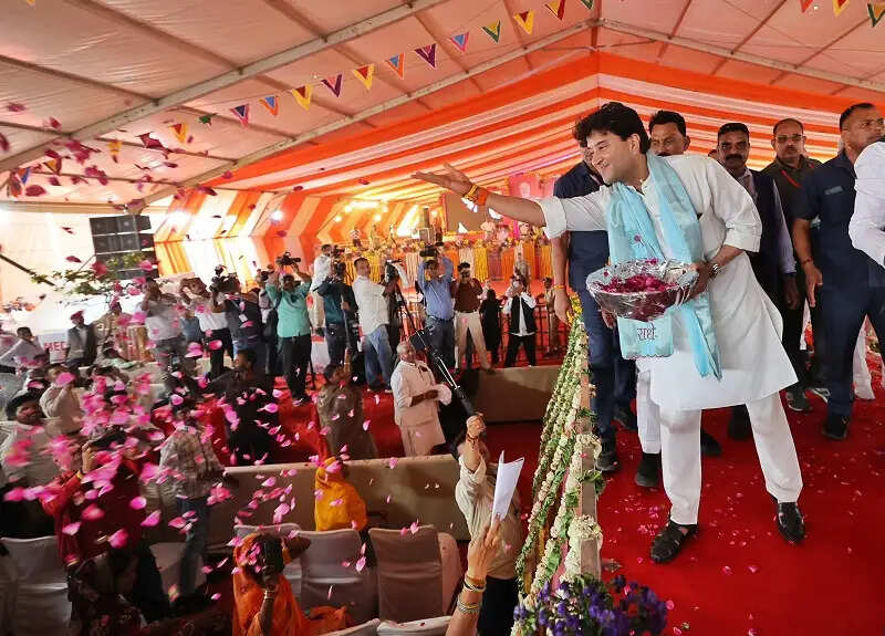 आजादी के अमृतकाल से आगे शताब्दी काल की ओर बढ़ रहा है भारत : ज्योतिरादित्य सिंधिया