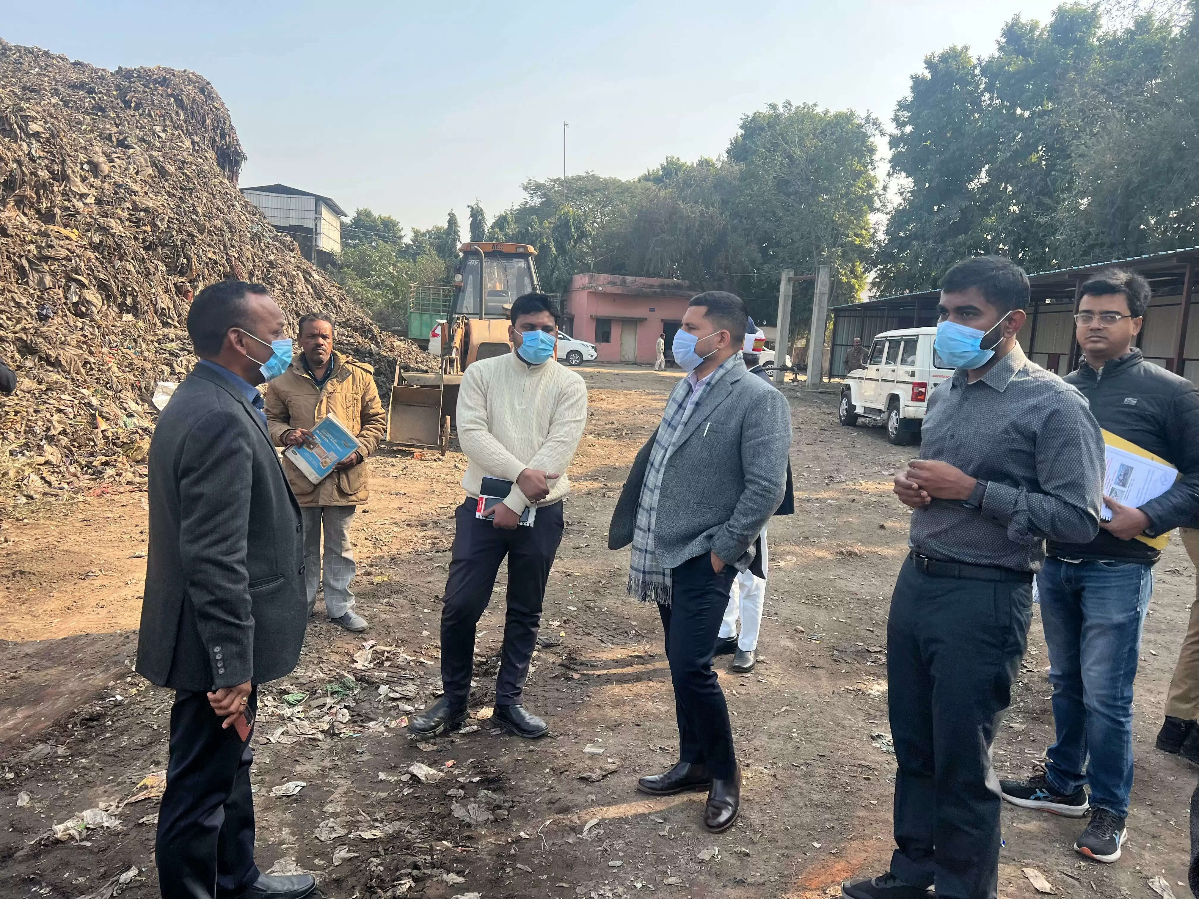 बाराबंकी जिलाधिकारी ने वेस्ट टू एनर्जी प्लांट का निरीक्षण कर मातहताें काे दिए निर्देश