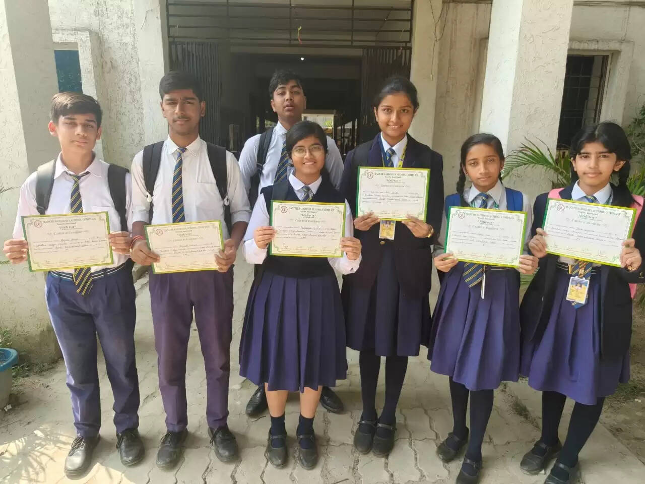 कैरम प्रतियोगिता में जेवीएम श्यामली के छात्रों ने मारी बाजी