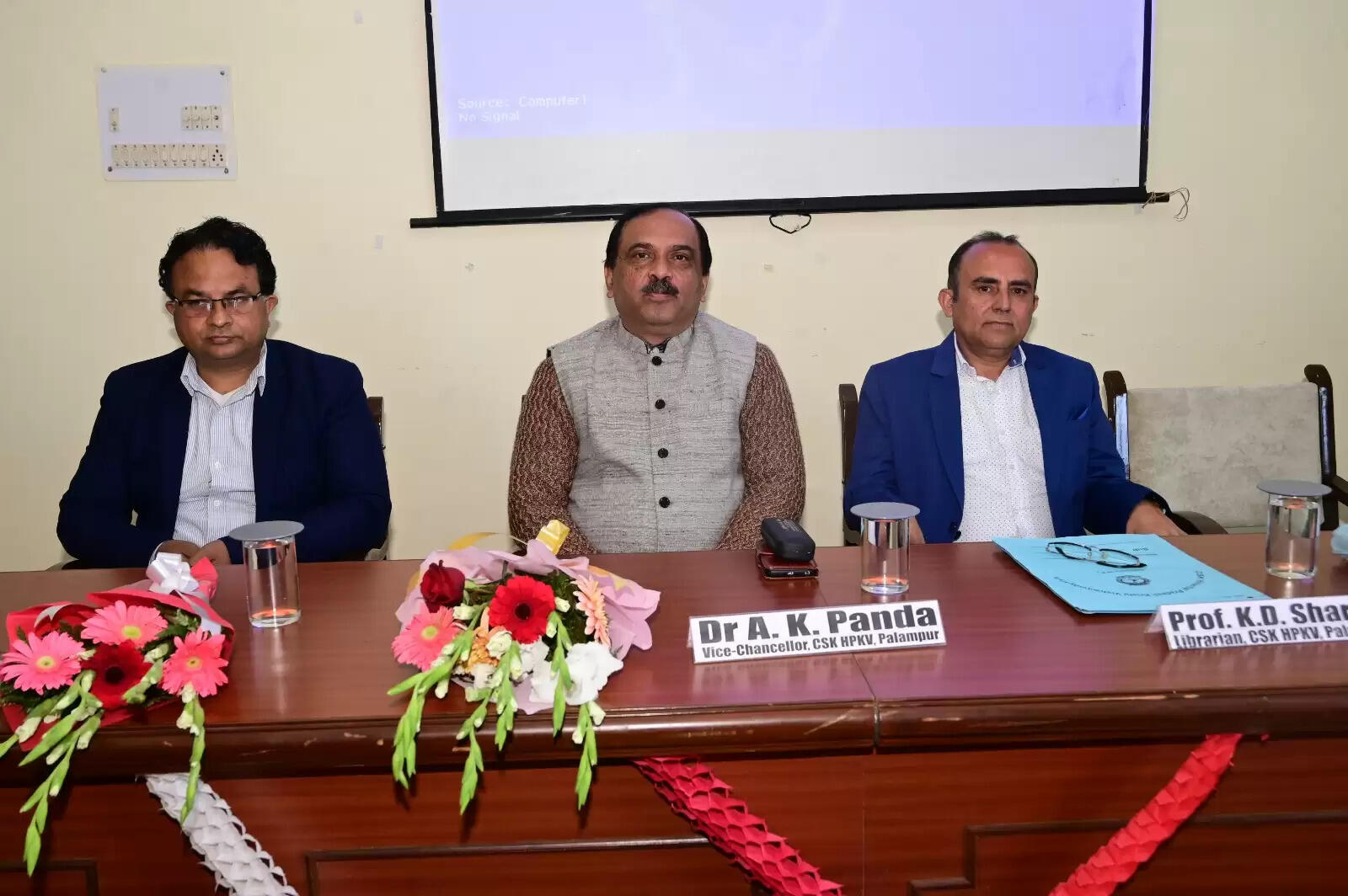 डिजिटल युग में ई-संसाधनों के उपयोग की विवेकपूर्ण आवश्यकता : कुलपति