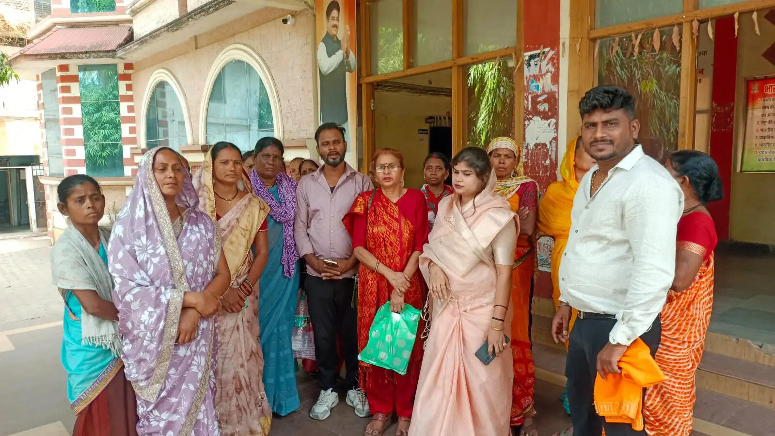 प्रधानमंत्री शहरी आवास योजना से वंचित वार्डवासियों ने मांगा पीएम आवास
