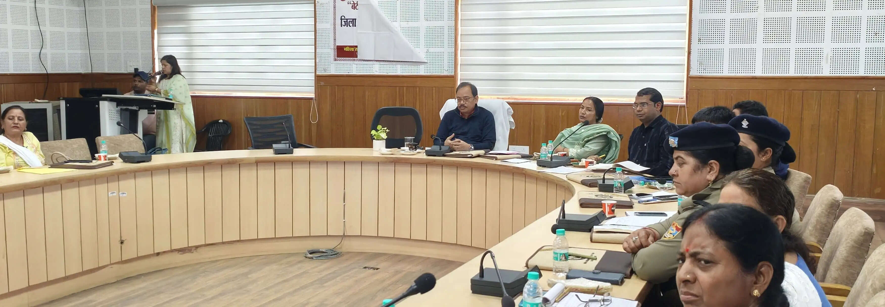 जरूरतमंद मेधावी बालिकाओं को मिलेगी पढ़ाई के लिए आर्थिक सहायता: सीडीओ