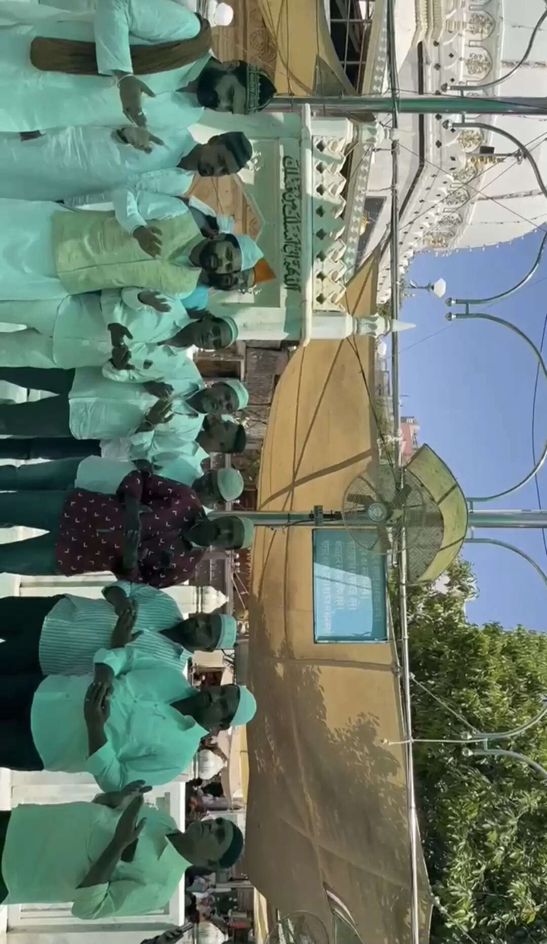 अजमेर दरगाह में कश्मीर हमले के शहीदों को दी गई श्रद्धांजलि