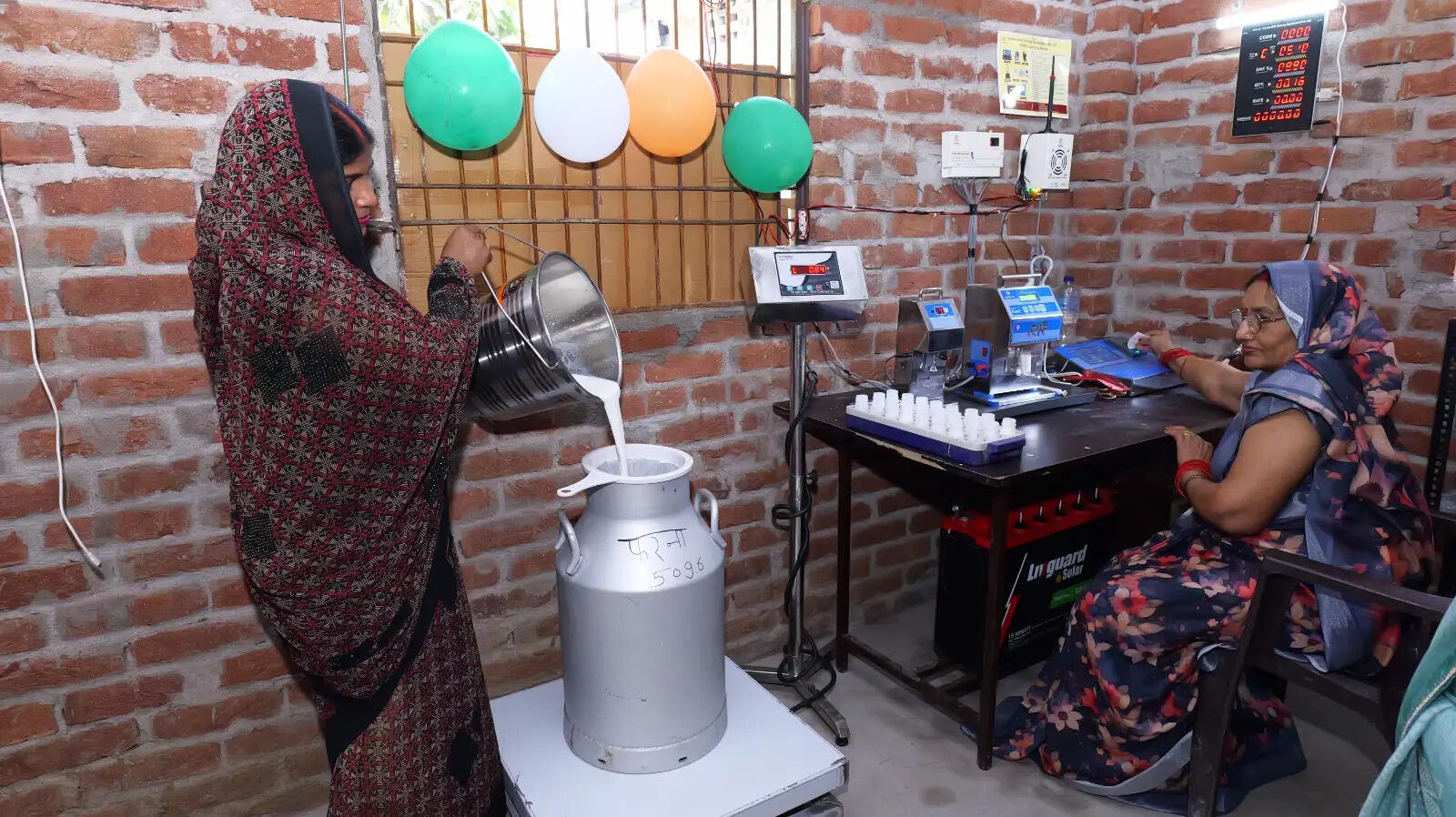 महिला सशक्तिकरण की मिसाल बनी श्री बाबा गोरखनाथ कृपा एमपीओ