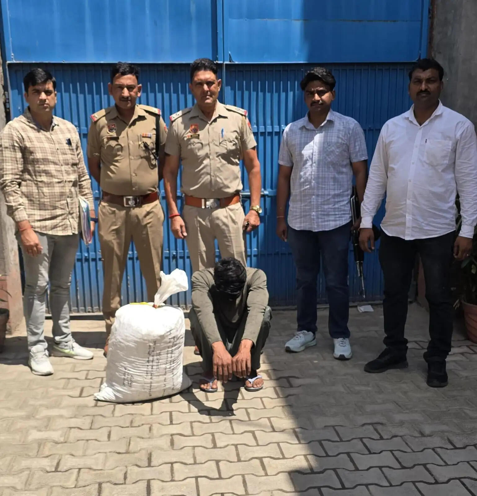 पानीपत में गांजा सहित नशा तस्कर गिरफ्तार