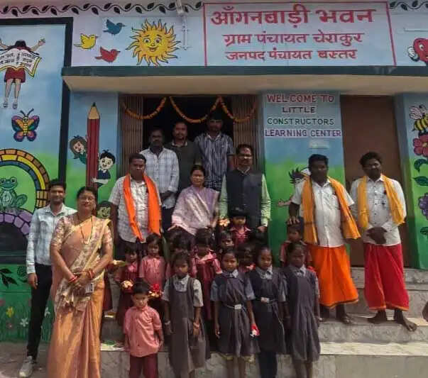 जिला पंचायत अध्यक्ष ने नवनिर्मित आंगनबाड़ी भवन का किया लोकार्पण