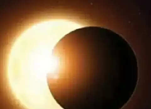 मप्र के हर क्षेत्र में देखा जा सकेगा सूर्य ग्रहण, शाम 4.26 बजे होगी शुरुआत