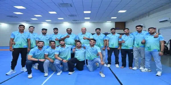 एशियाई खेल: भारतीय पुरुष और महिला कबड्डी टीमों को गांधीनगर में दी गई गर्मजोशी से विदाई