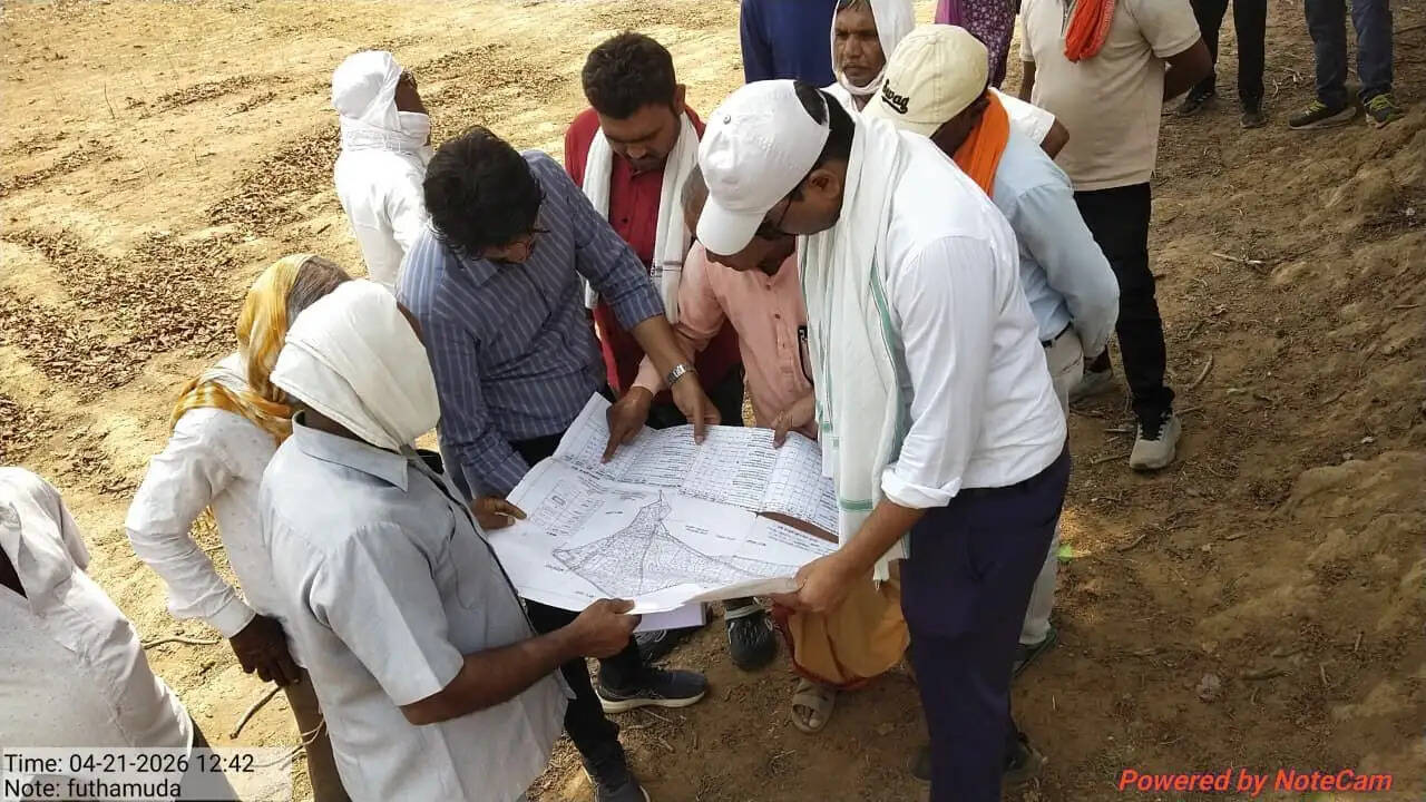 फुटहामुड़ा नहर परियोजना में तेजी: निरीक्षण और संवाद से समाधान की राह आसान