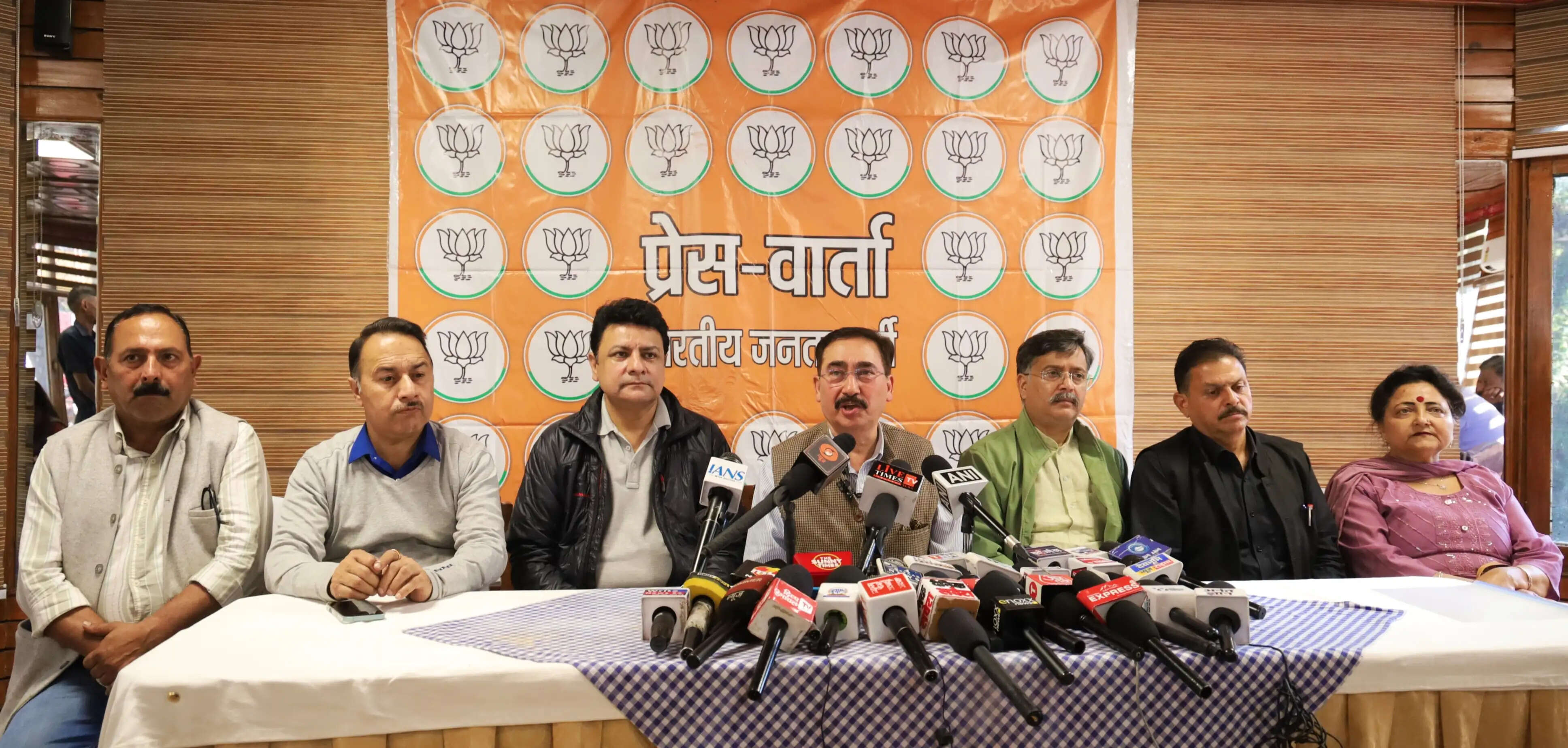 ‘लोकतंत्र बचाओ और अराजकता हटाओ’ के मुद्दे पर 30 अक्टूबर को भाजपा निकालेगी पदयात्रा : विपिन परमार