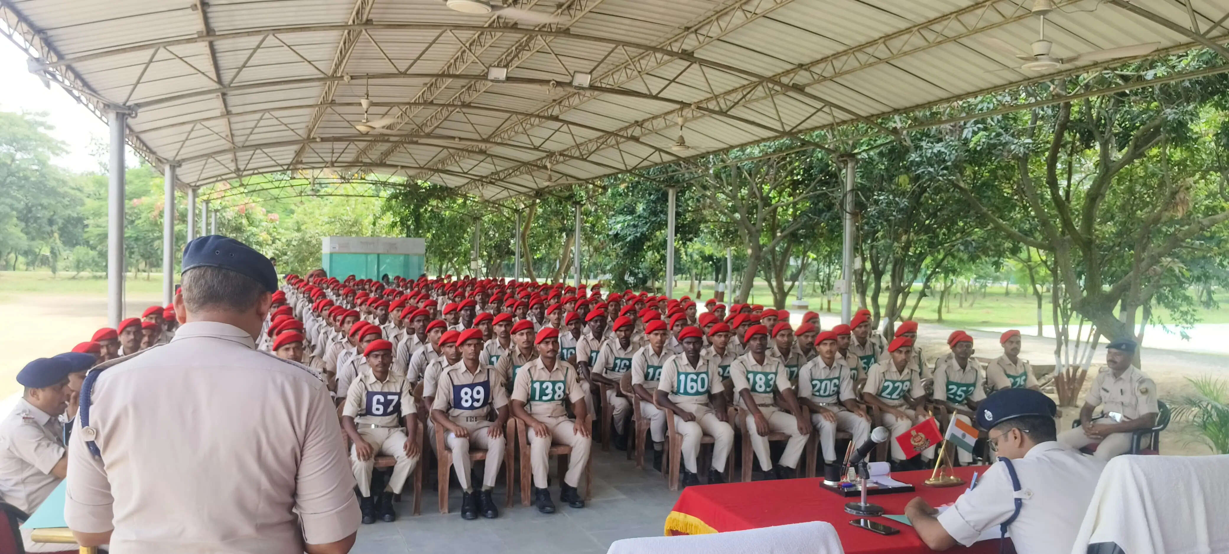 बिहार पुलिस के 280 जवानों का 270 दिवसीय बुनियादी प्रशिक्षण एसएसबी हेडक्वार्टर में शुरू