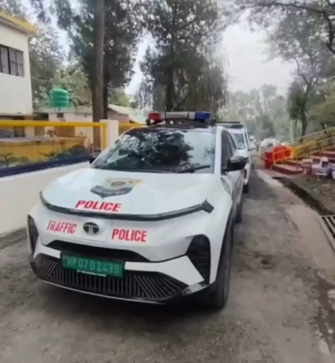 पुलिस जिला नूरपुर को मिली तीन नए अत्याधुनिक वाहनों की सौगात