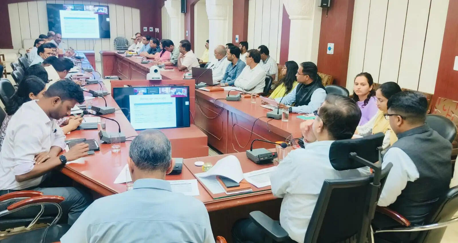 हरियालो राजस्थान अभियान में पौधों की संख्या के साथ सर्वाइवल पर भी दें जोर&nbsp;:&nbsp;प्रमुख शासन सचिव&nbsp;हेमंत कुमार गेरा