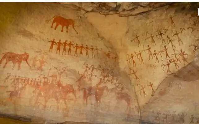 रीवा के रहस्यमयी शैलचित्रों पर मंडरा रहा खतरा, रंग बदलने वाली धरोहर बनी चिंता का विषय