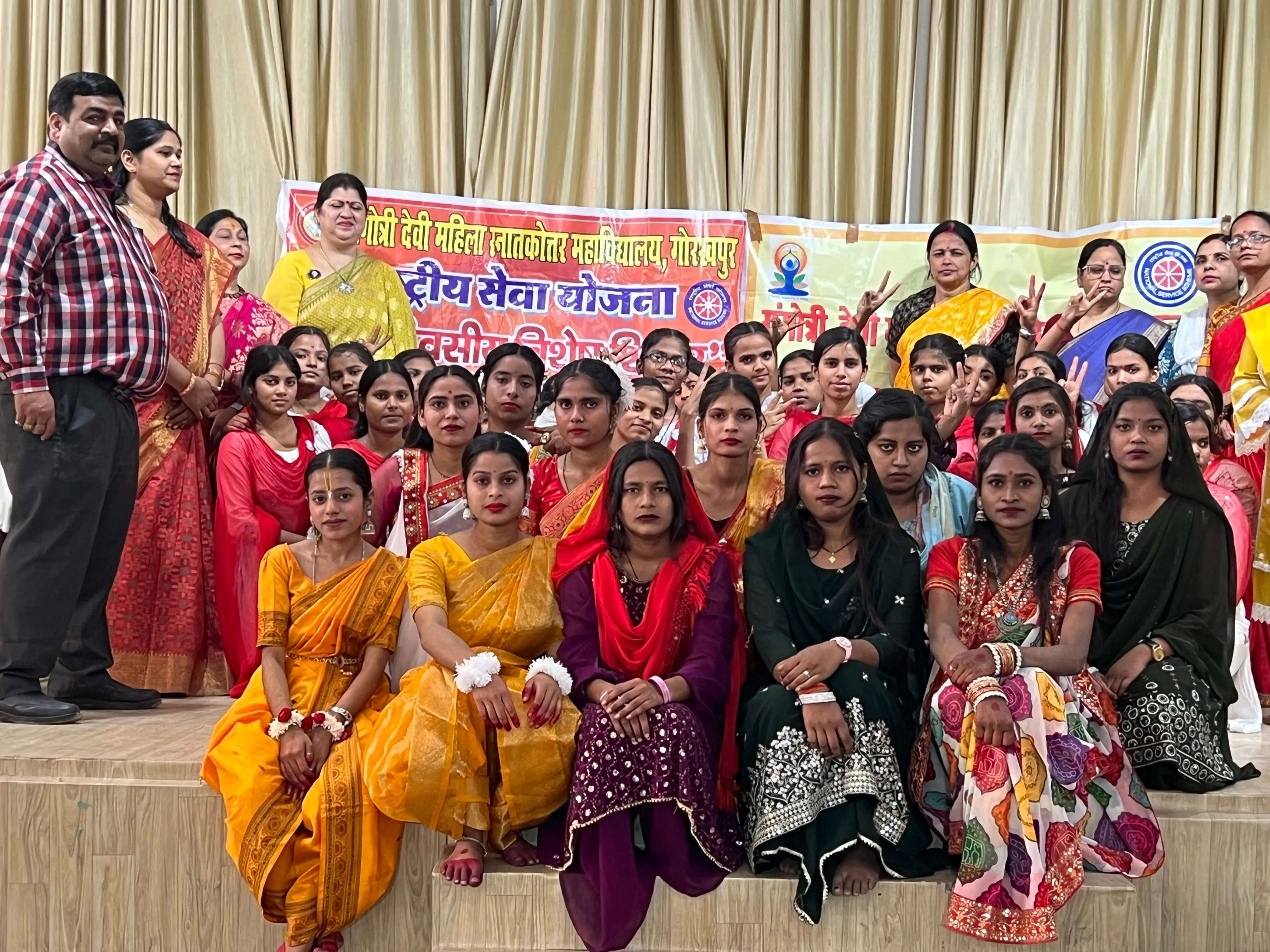 सेवा ही सच्चा संस्कार है, जो व्यक्ति को समाज से जोड़कर उसे श्रेष्ठ बनाता है : रीना त्रिपाठी