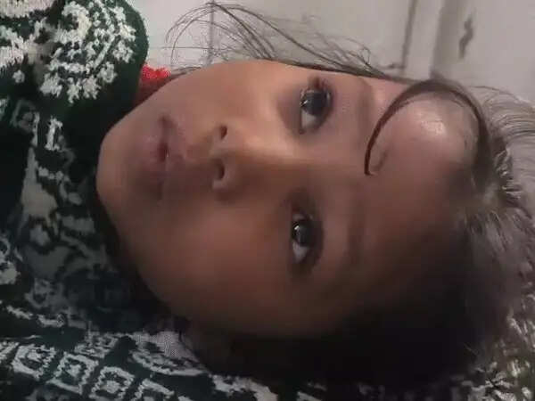 दमोह में&nbsp;महिला ने तीनों बच्चों को कुएं में धकेलने के बाद खुद भी लगाई छलांग,&nbsp;मां&nbsp;और&nbsp;दाे&nbsp;बच्चाें&nbsp;की&nbsp;माैत,&nbsp;5 साल की बेटी बची