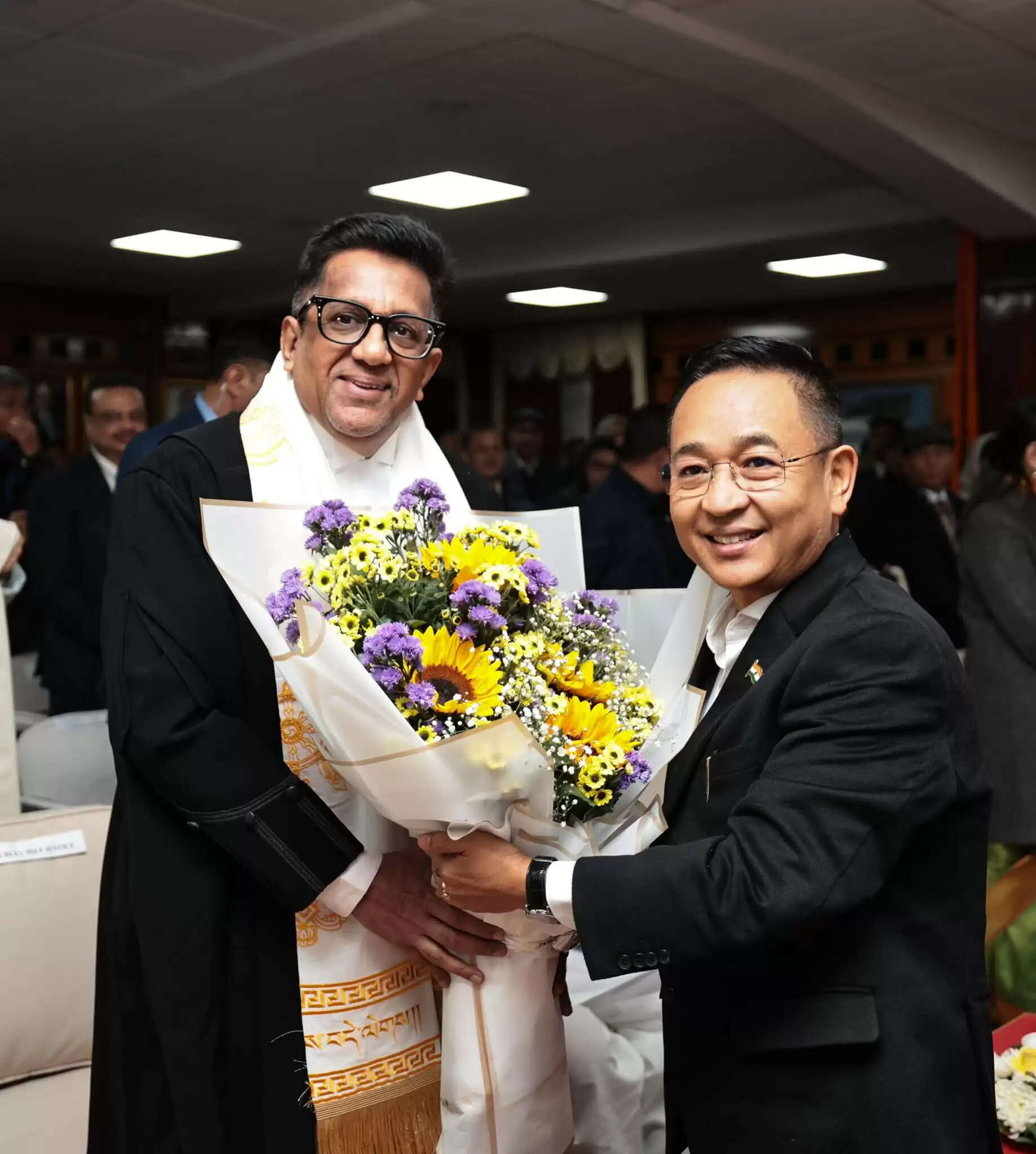 न्यायमूर्ति ए. मोहम्मद मुश्ताक बने सिक्किम उच्च न्यायालय के मुख्य न्यायाधीश, राज्यपाल ने शपथ दिलाई