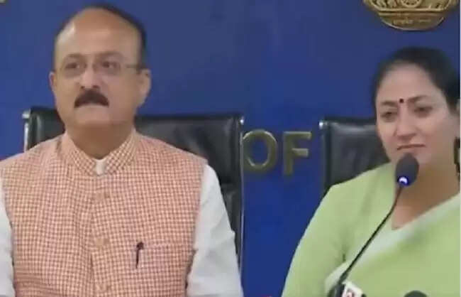 स्कूल फीस विनियमन के लिए विधेयक लायेगी दिल्ली सरकार