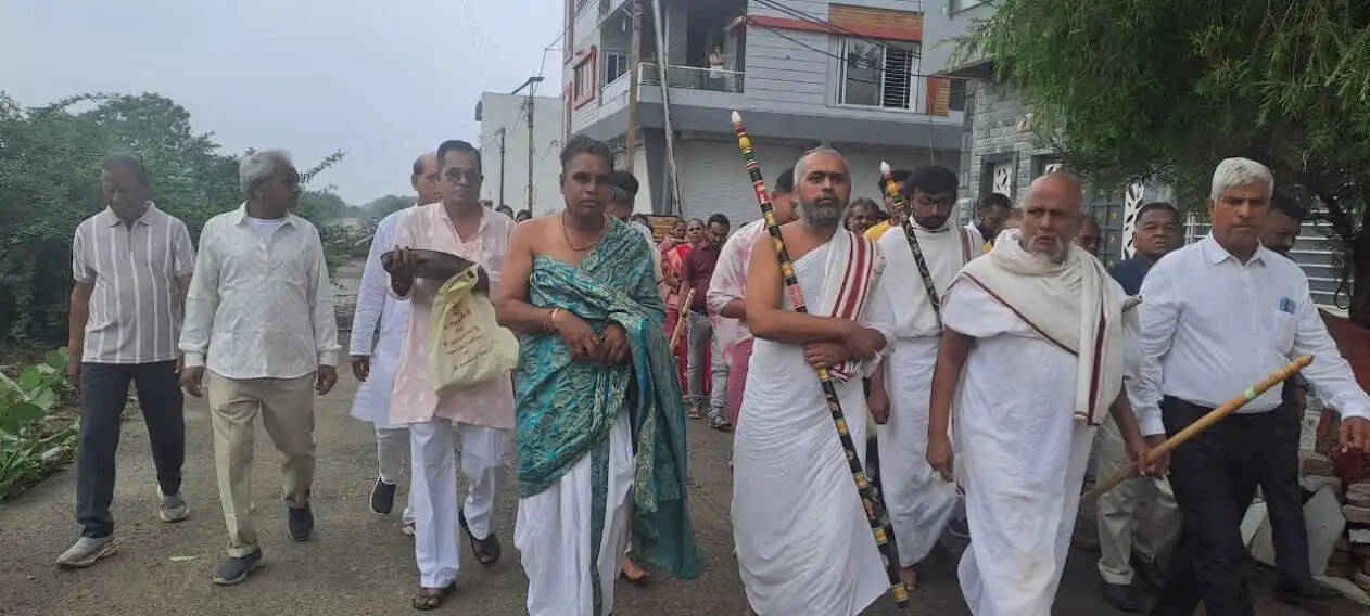 मंदसौरः श्री नागेश्वर पार्श्वनाथ जैन मंदिर की स्थापना हेतु भव्य शिलान्यास महोत्सव का हुआ आयोजन