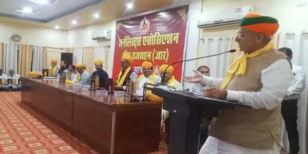 पत्रकारों से जुड़ी सभी समस्याओं का समाधान प्राथमिकता के आधार पर हाेगा : केंद्रीय मंत्री अर्जुन राम